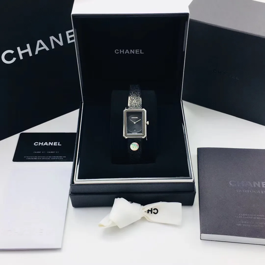 BV | 쿼츠 무브먼트 l26.7X34.6 mm l CHAN** BOY FRIEND H4884