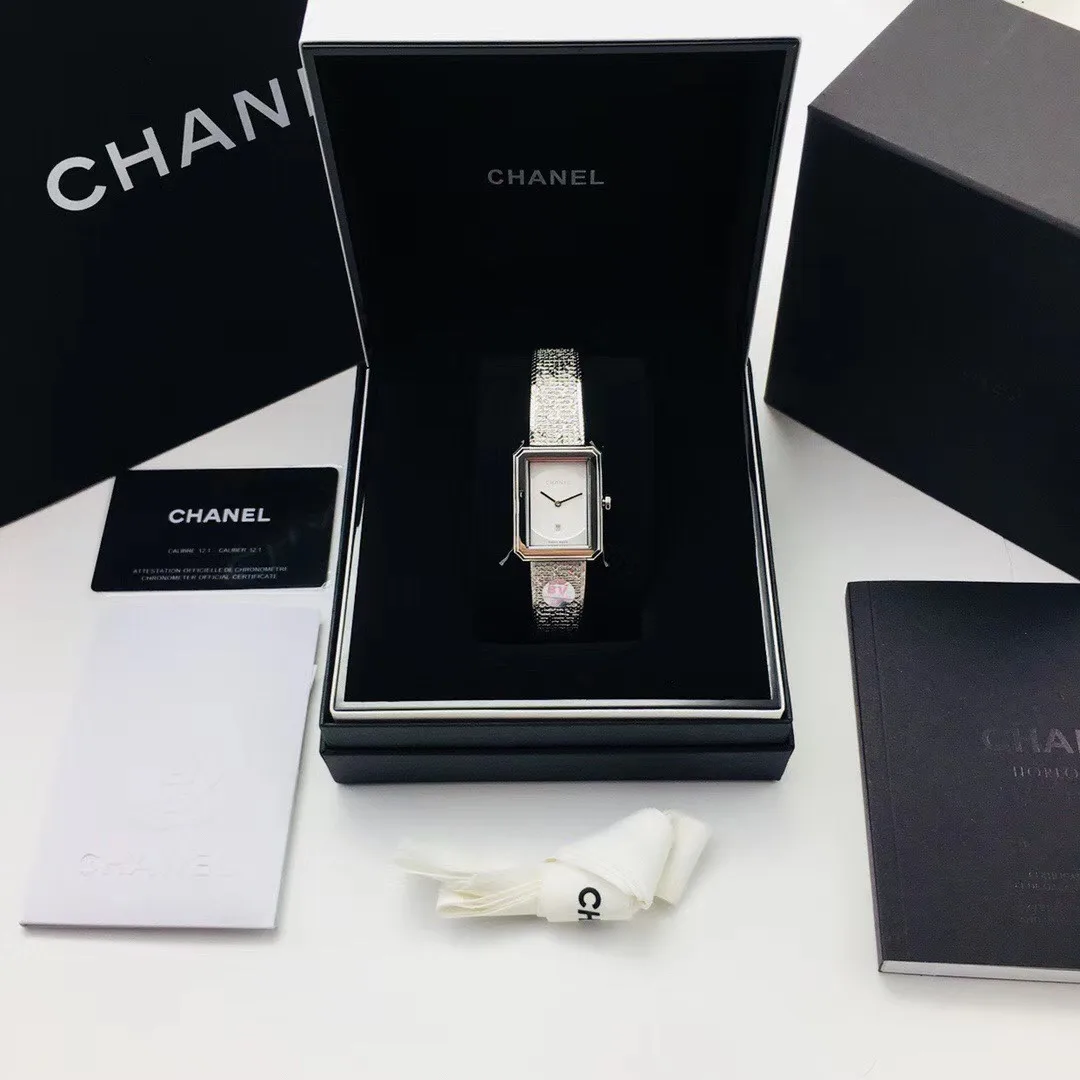 BV | 쿼츠 무브먼트 l26.7X34.6 mm l CHAN** BOY FRIEND H4884