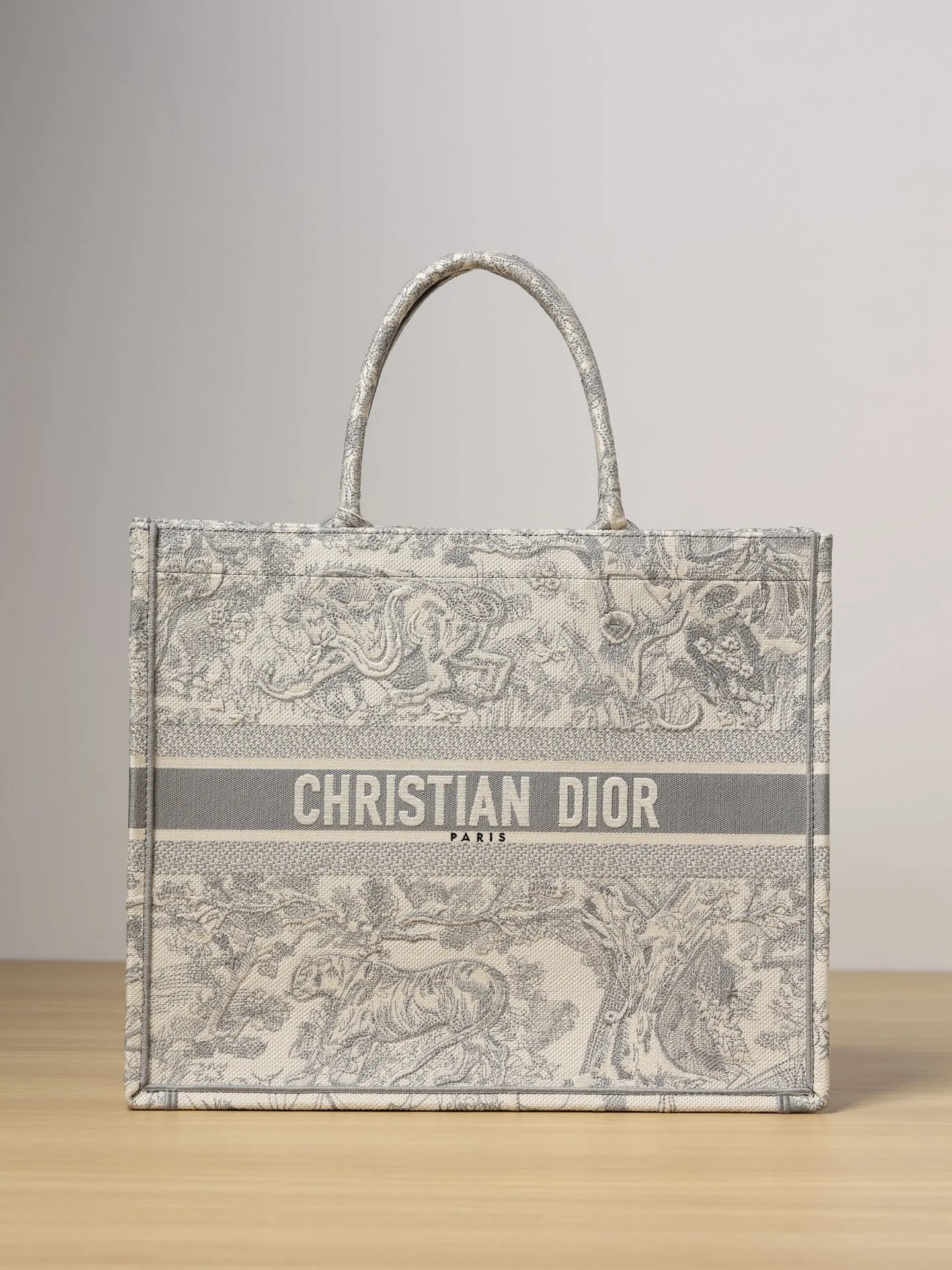 Large Dior Book Tote M1286ZRIW 42 x 35 x 18.5 cm