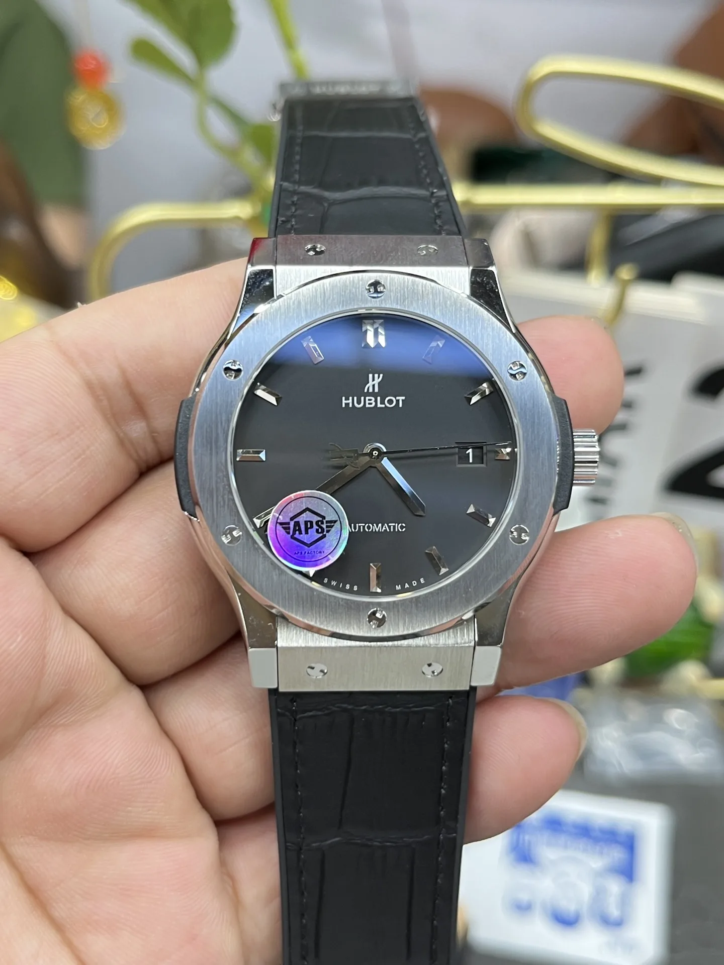 APS 공장｜Cal.HB1100 무브먼트｜42mm｜위블로 classic fusion
