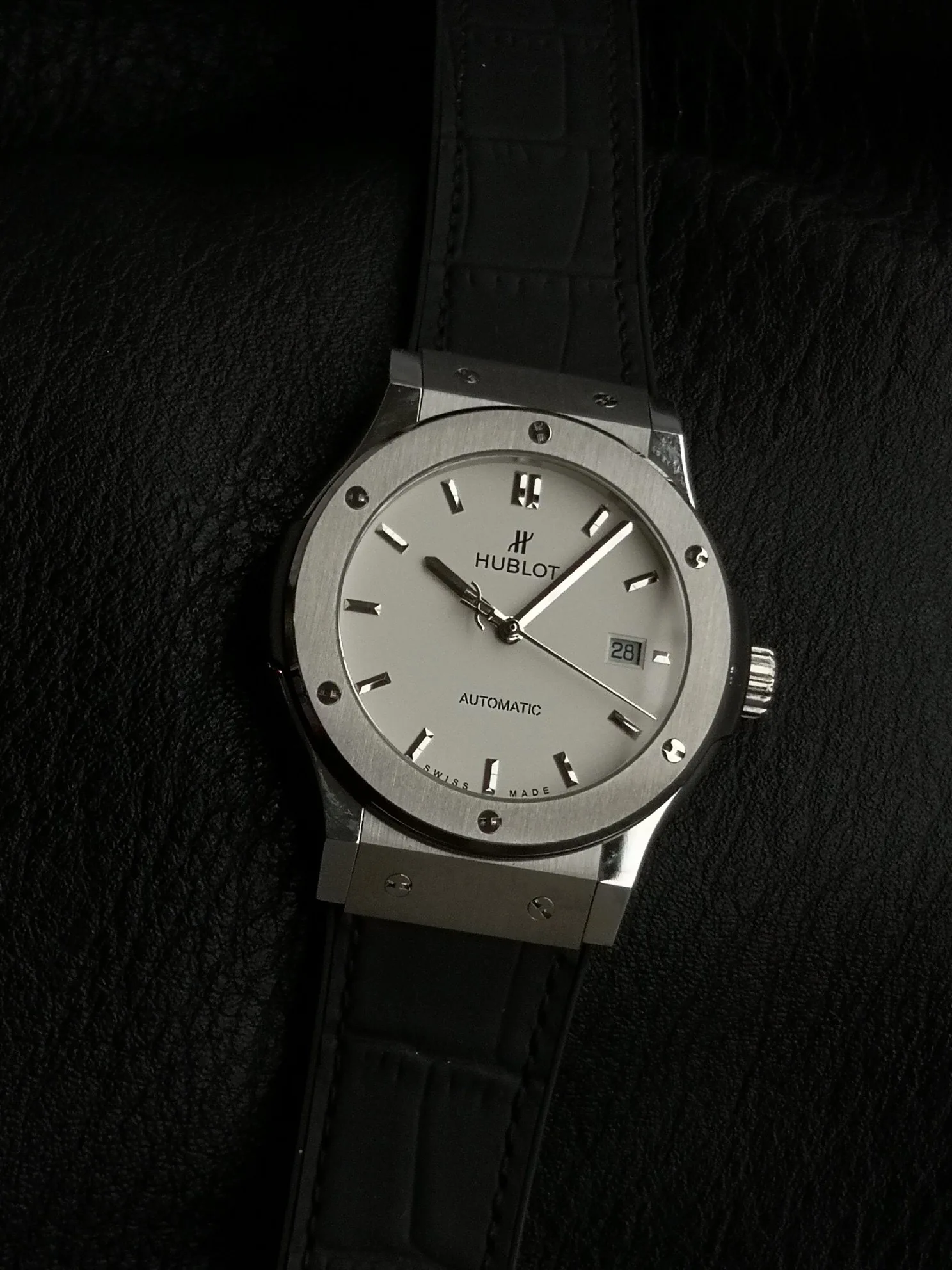 HB l HUB1110 l 42mm l Hublot Classic Fusion