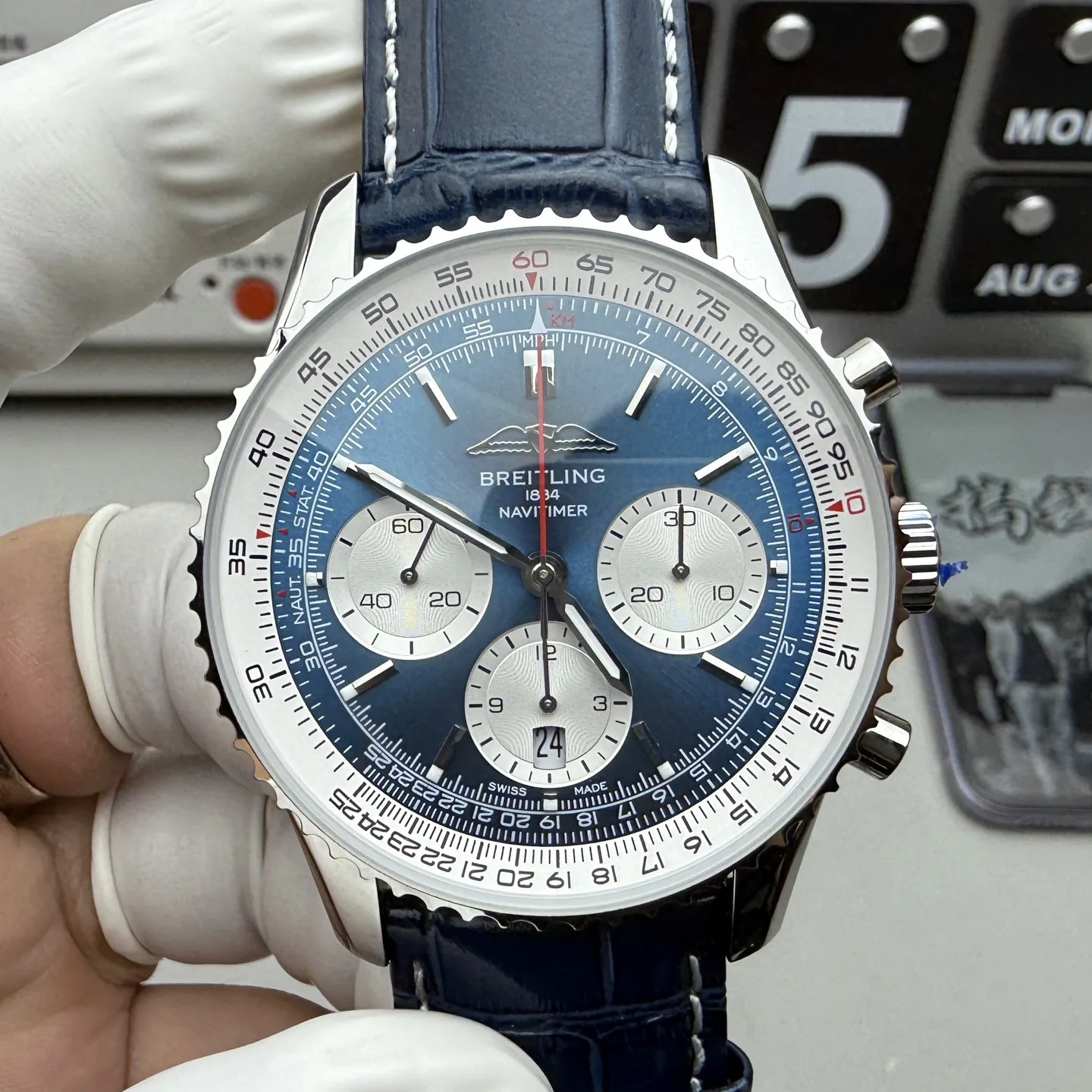 BLS l  43mm l 브라이틀링 네비타이머 B01