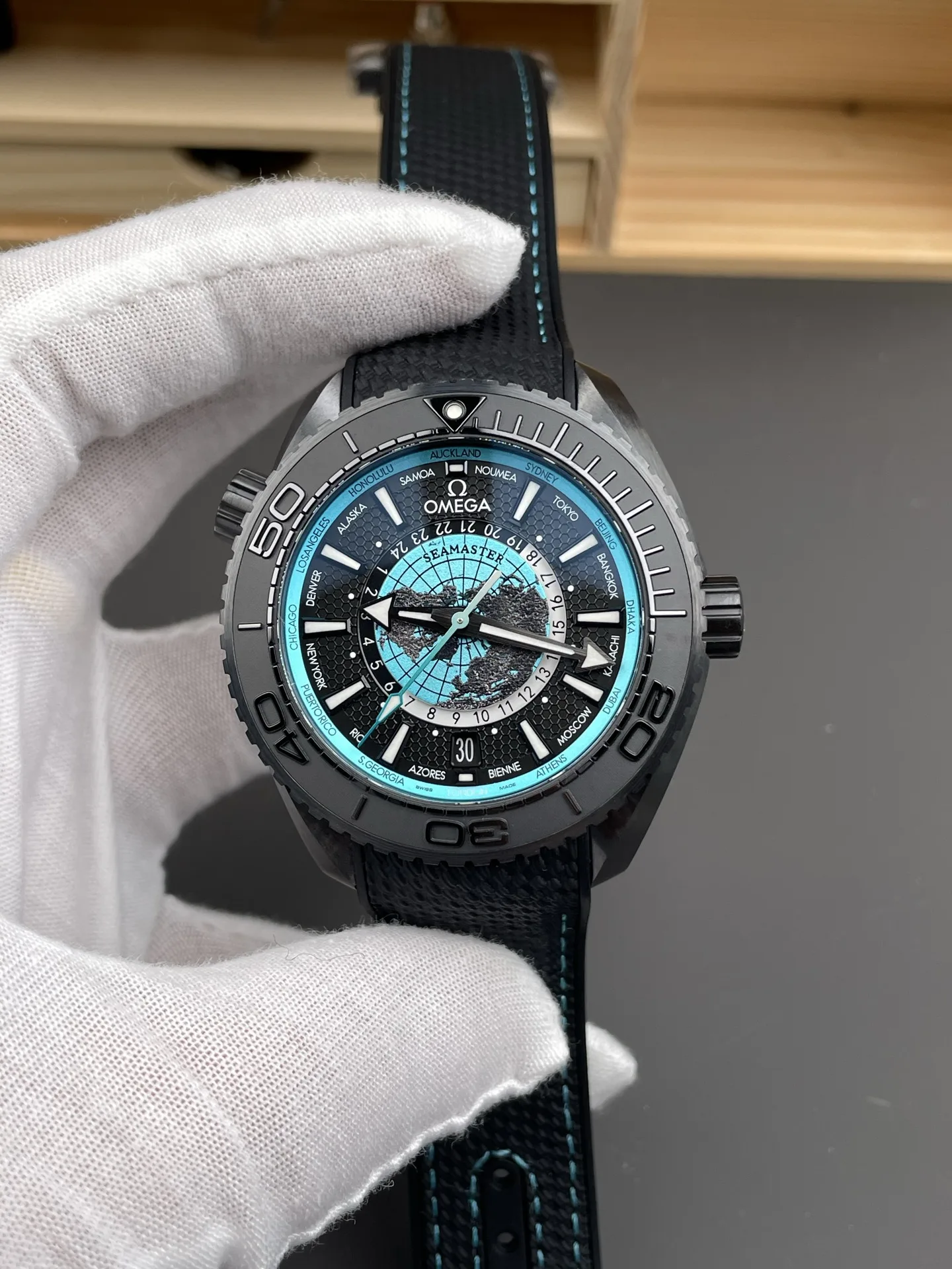 VS l 8938무브먼트 l 45.5mm l 씨마스터 플래닛 오션 600M