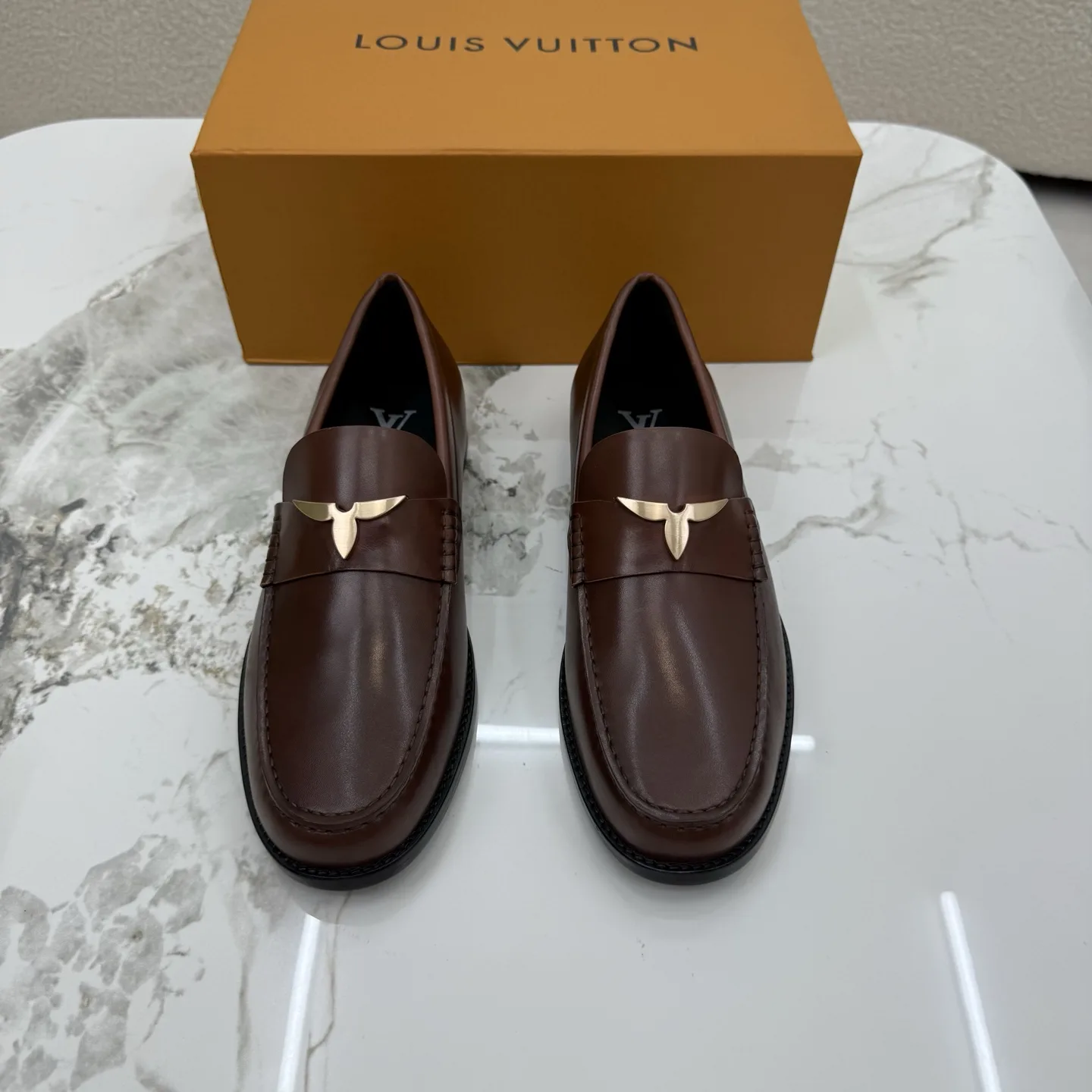 1AIYV2 LV Oxford Loafer로퍼