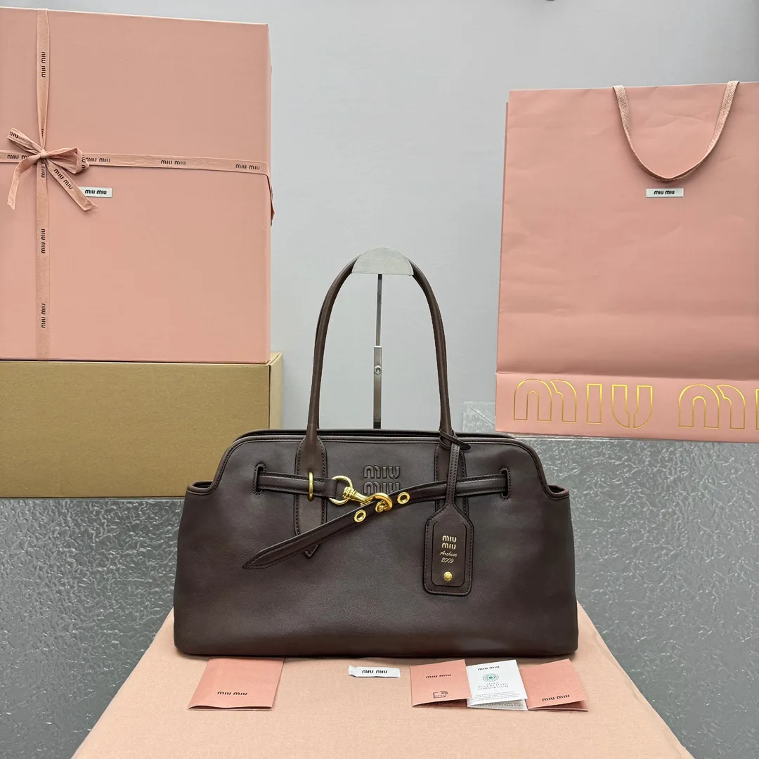 미우 미우 Aventure suede bag  44.5x 24 x14cm