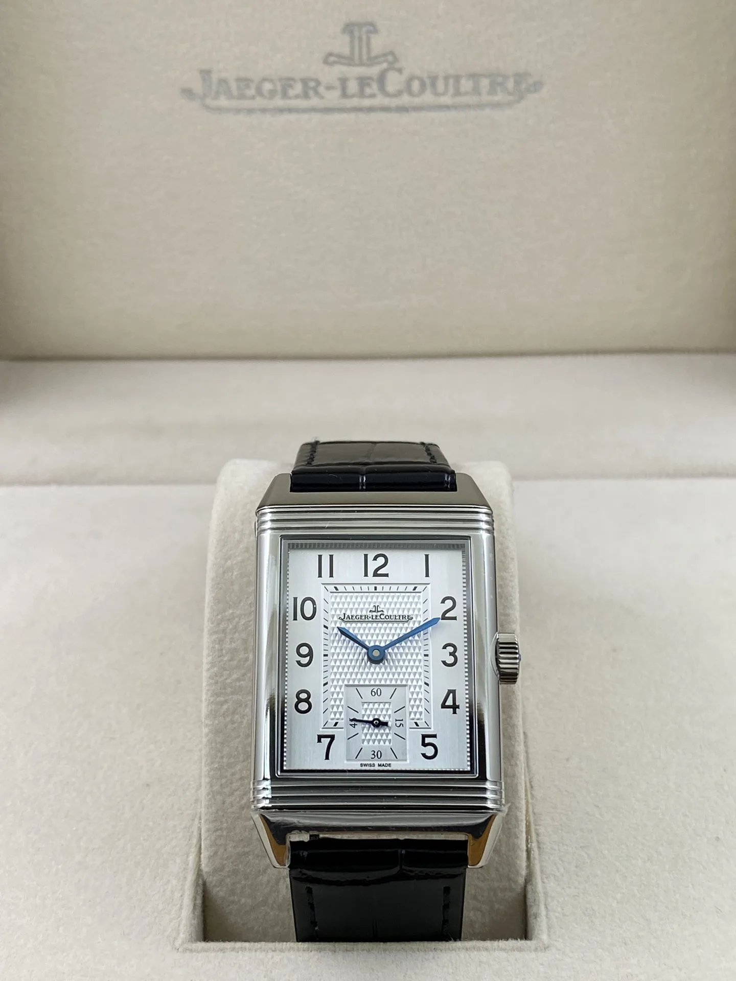MG l 854A/2  l 45.6 x 27.4 l Jaeger-LeCoultre 리베르소 트리뷰트