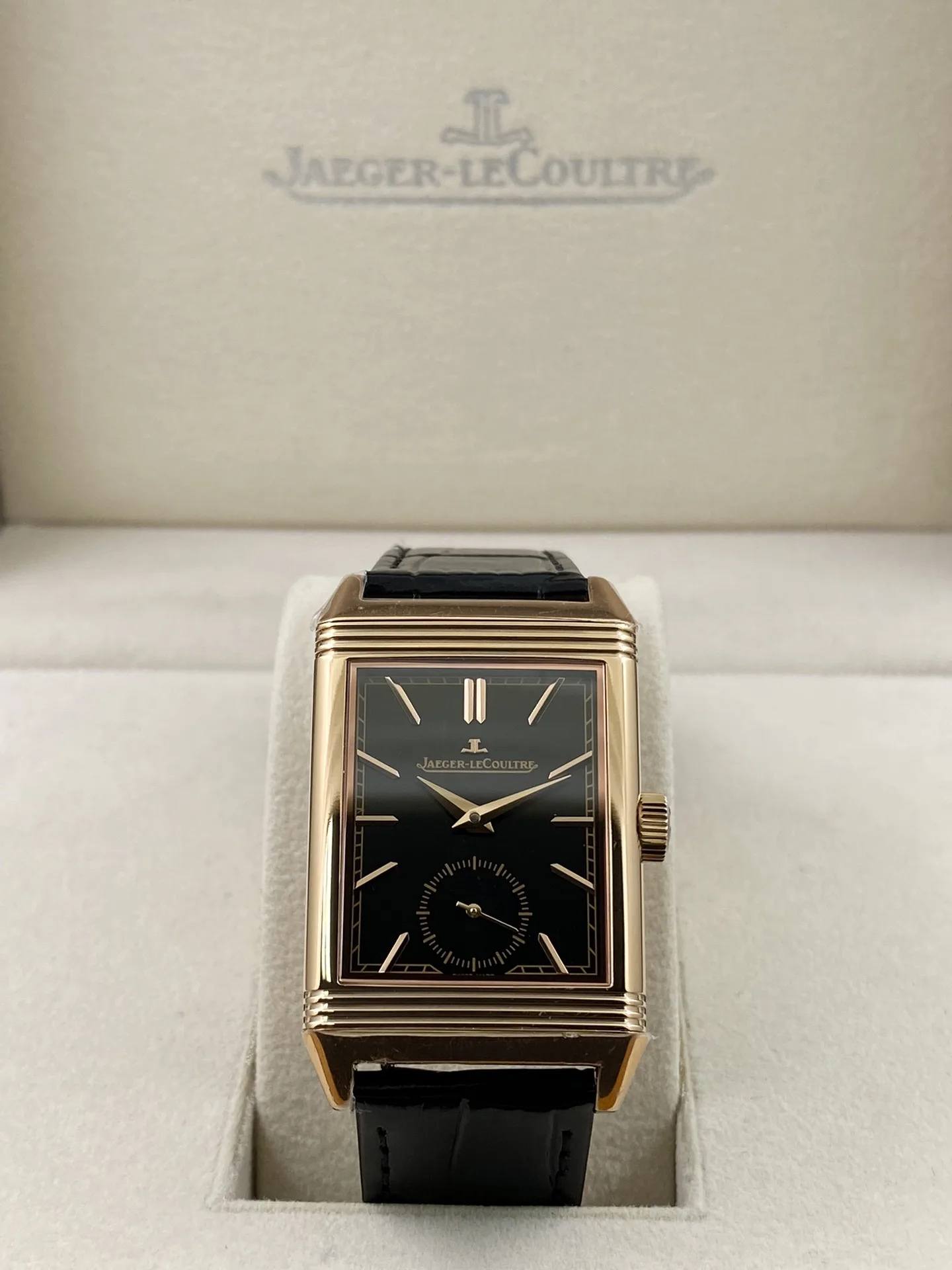 MG l 854A/2  l 45.6 x 27.4mm l Jaeger-LeCoultre 리베르소 트리뷰트