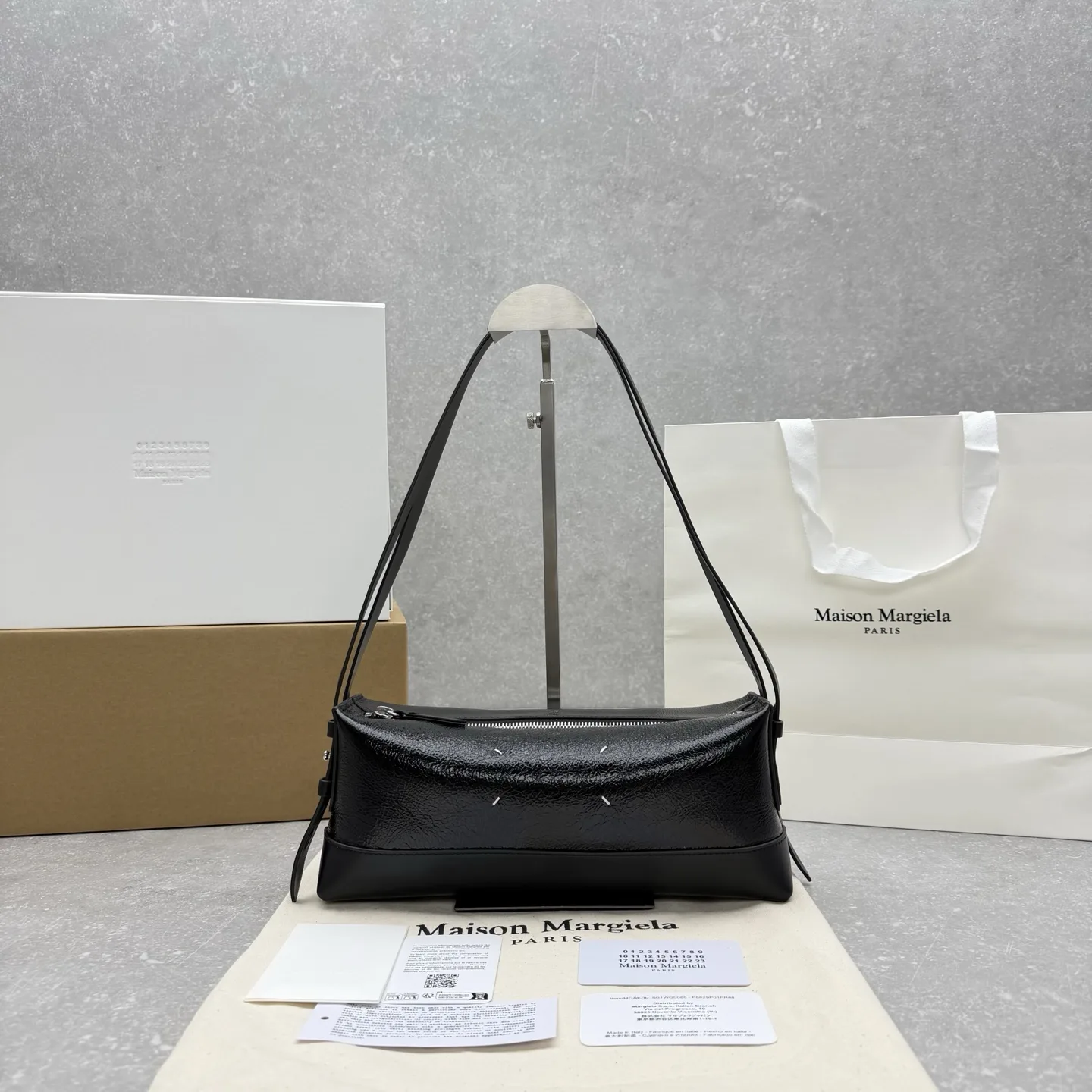 Maison Margiela 바게트 스몰 숄더백 28x12x9cm