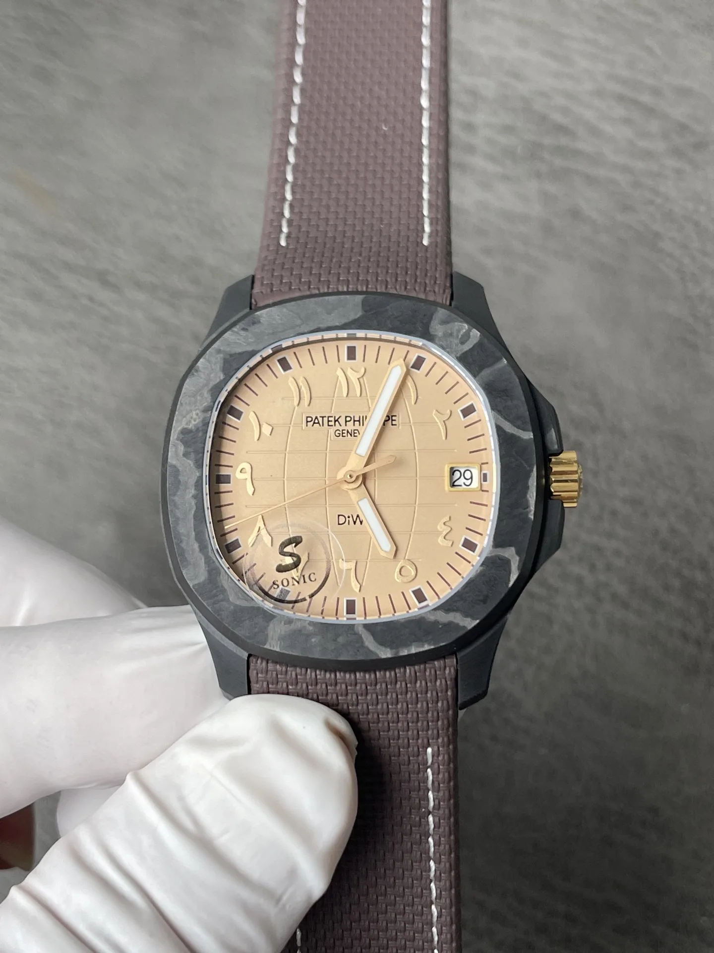 sonic l Cal.324 무브먼트｜40mm l 파텍필립  5167  탄소 섬유