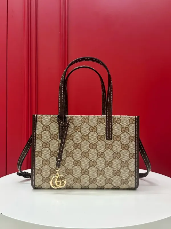 Small tote bag with Double G charm A006WK 20-14-8.5cm
